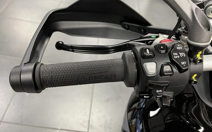 2025 Ducati Multistrada V4 S Travel & Radar Thrilling Black