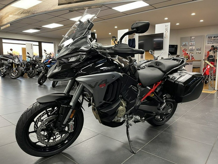 2025 Ducati Multistrada V4 S Travel & Radar Thrilling Black