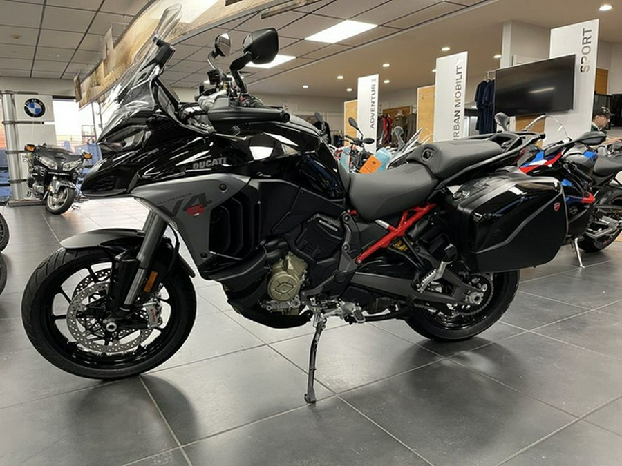 2025 Ducati Multistrada V4 S Travel & Radar Thrilling Black