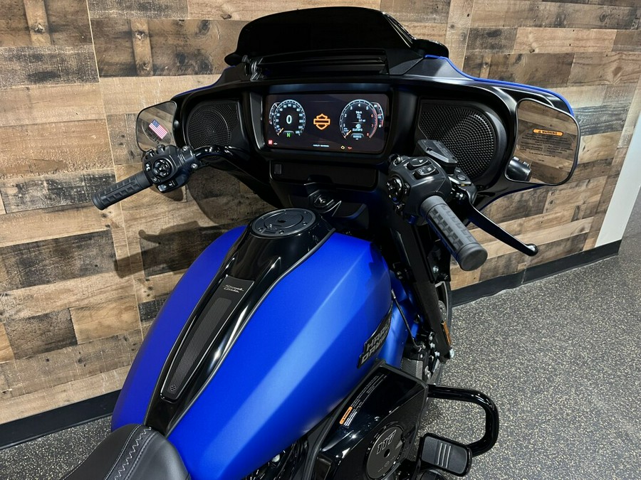 2026 Harley-Davidson® Street Glide® Aurora Blue Denim - Black FLHX
