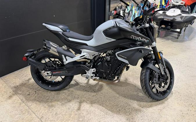 2026 CFMOTO 800NK