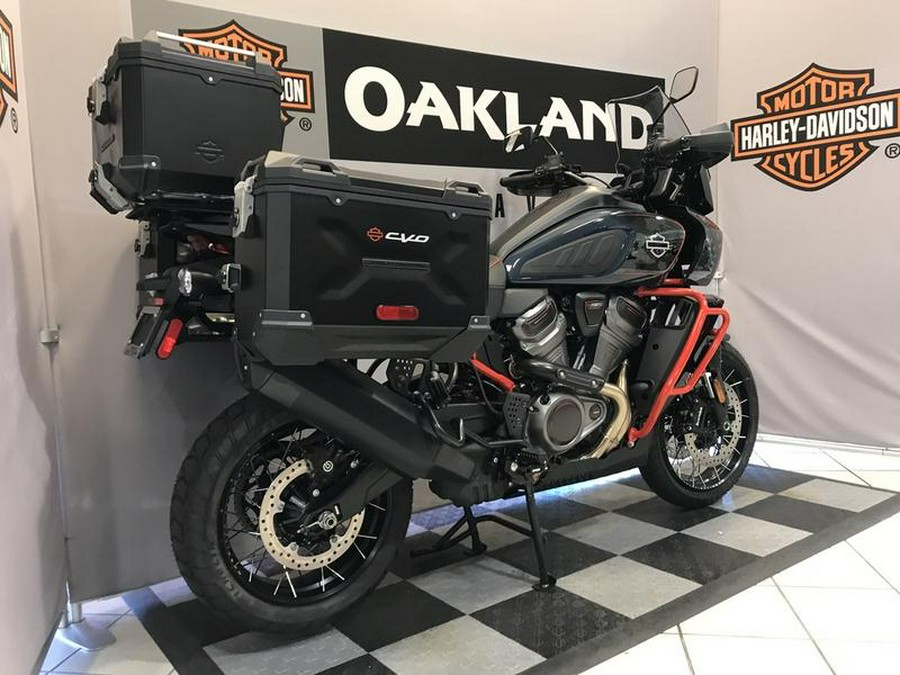 2025 Harley-Davidson® CVO™ Pan America®