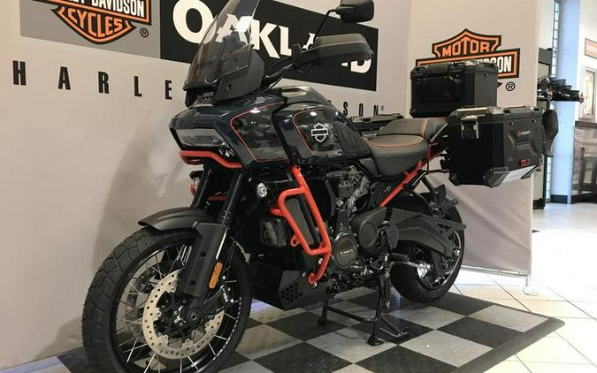 2025 Harley-Davidson® CVO™ Pan America®