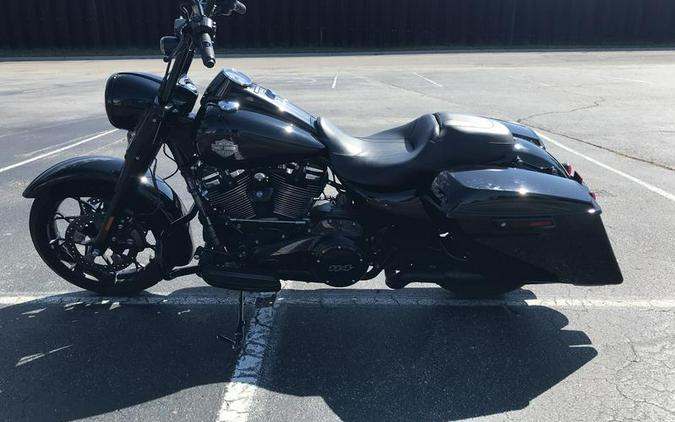 2025 Harley-Davidson® FLHRXS - Road King® Special
