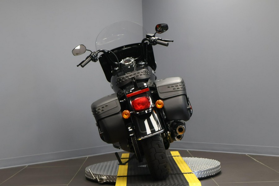 2024 Harley-Davidson® Heritage Classic FLHCS