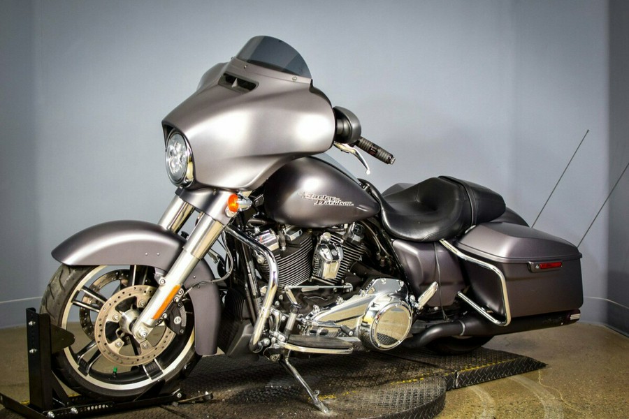 2017 Harley-Davidson Street Glide Special