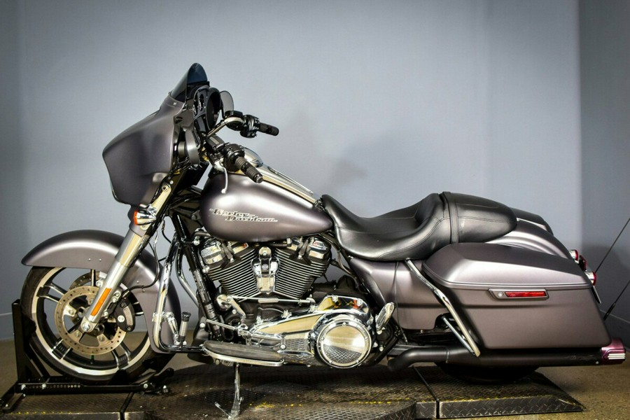 2017 Harley-Davidson Street Glide Special