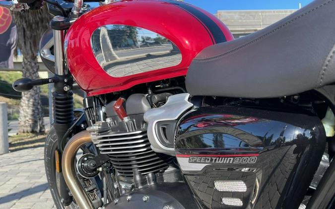 2023 Triumph Speed Twin 900 Chrome Edition Red Hopper