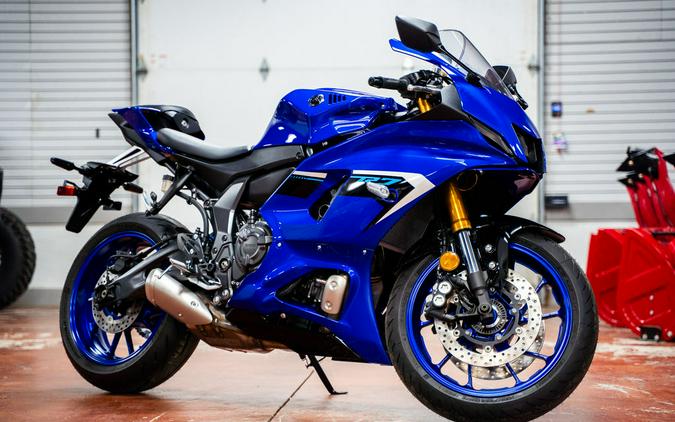 2025 Yamaha YZF-R7
