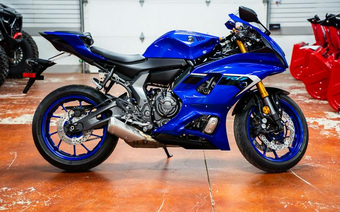 2025 Yamaha YZF-R7