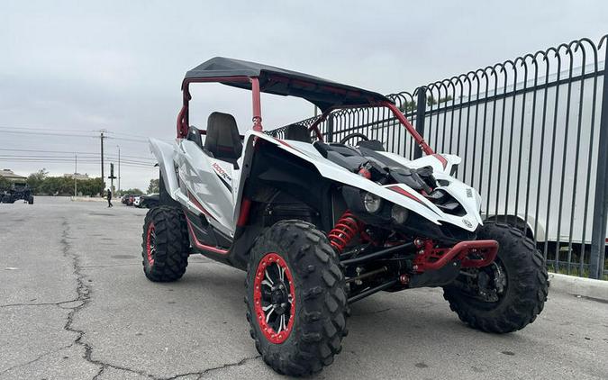 2018 Yamaha YXZ1000R SS SE Pearl White w/Black Suntop & Beadlock Wheels