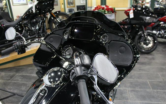 FLTRT 2024 Road Glide 3