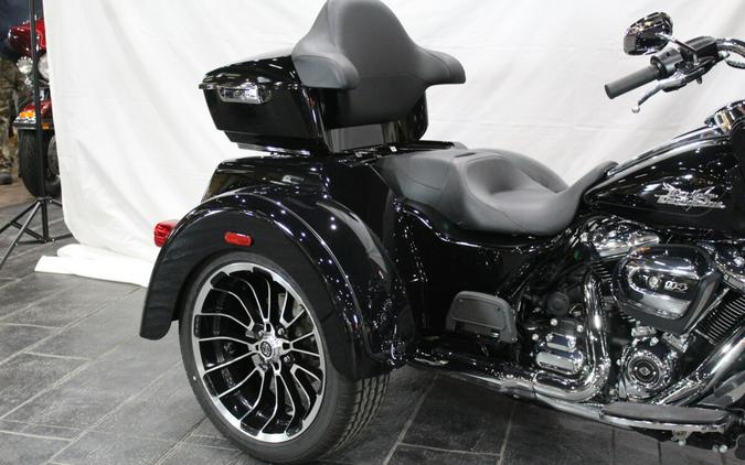 FLTRT 2024 Road Glide 3