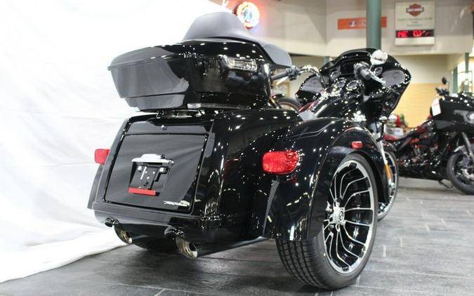 FLTRT 2024 Road Glide 3