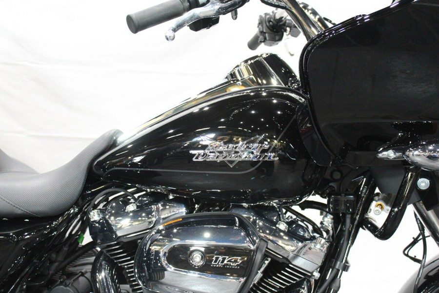 FLTRT 2024 Road Glide 3