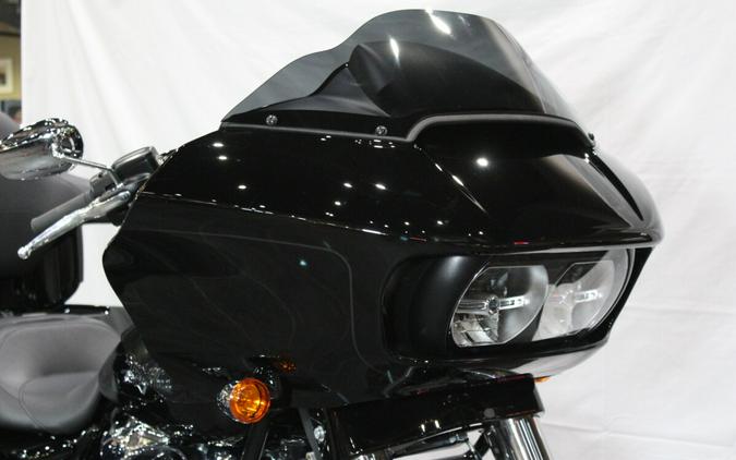 FLTRT 2024 Road Glide 3