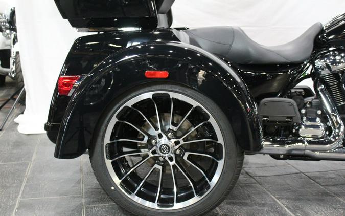 FLTRT 2024 Road Glide 3