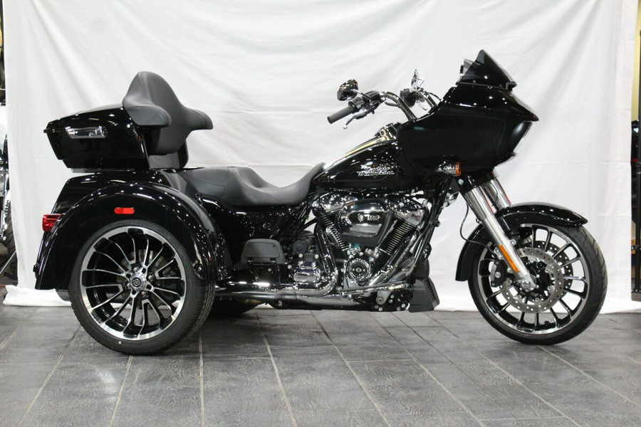 FLTRT 2024 Road Glide 3