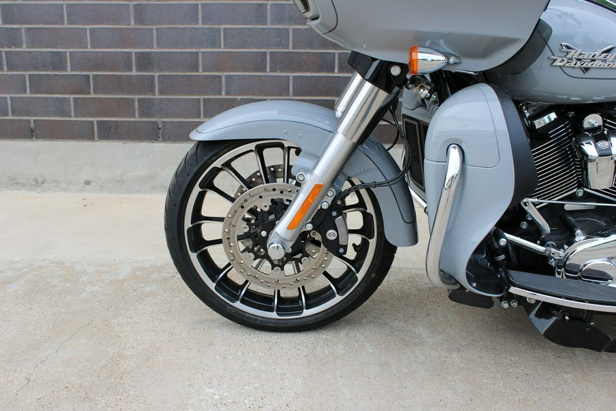2025 Harley-Davidson® FLTRT - Road Glide® 3