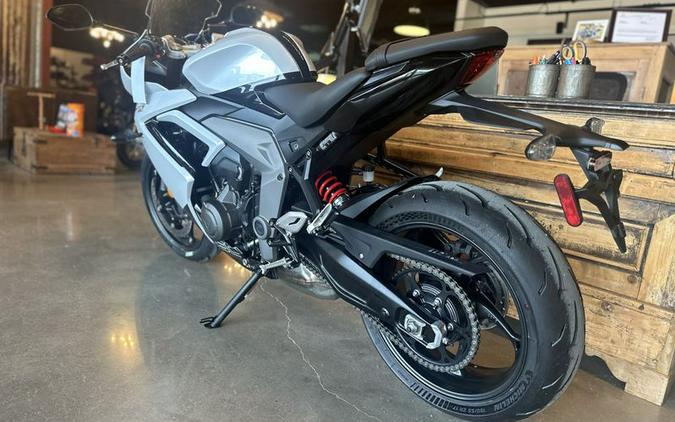 New 2025 Triumph DAYTONA 660