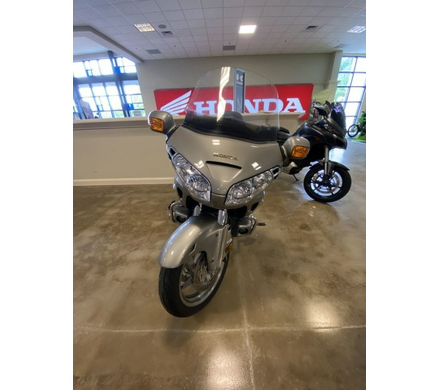 2002 Honda GL18002