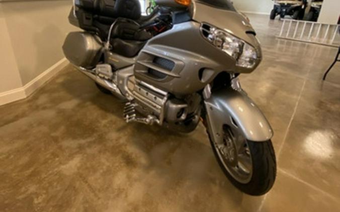 2002 Honda GL18002