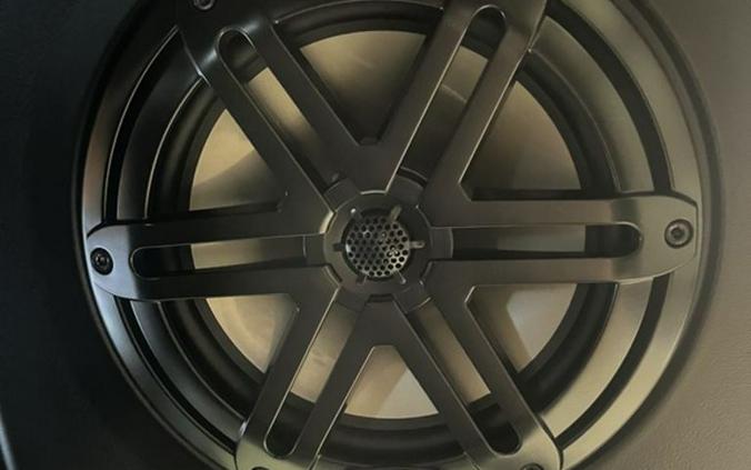 2026 Can-Am Defender MAX Lone Star Cab HD11