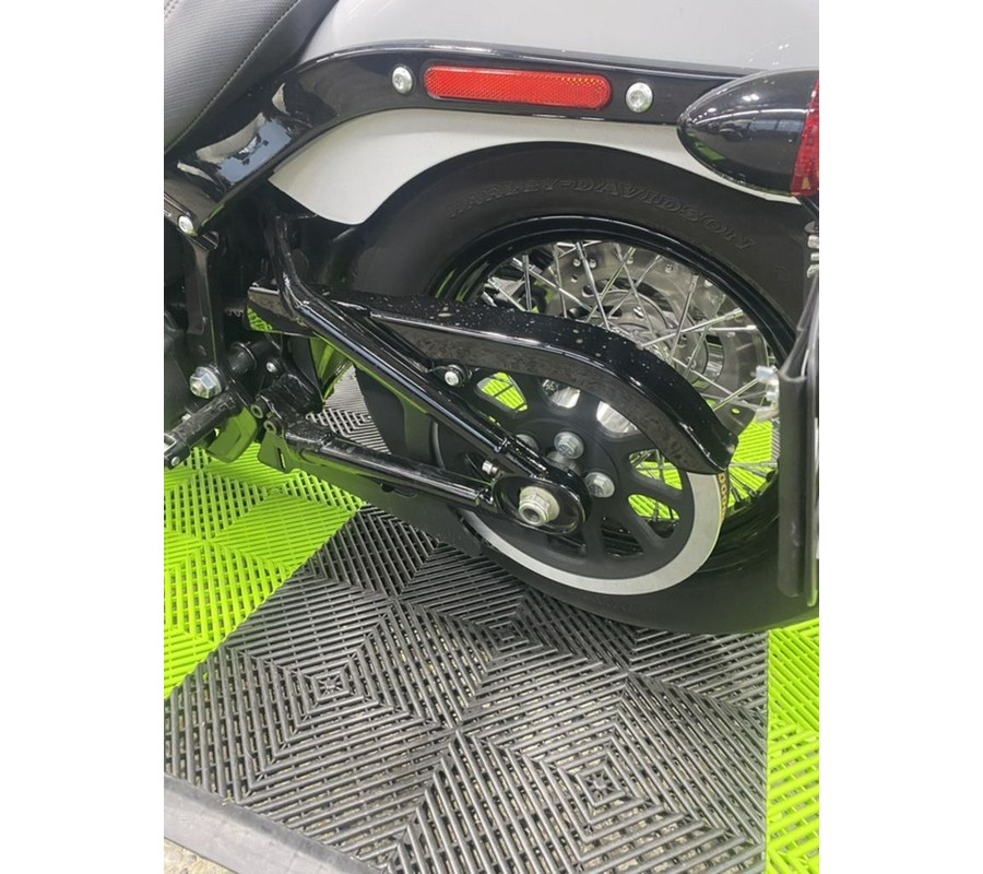 2021 Harley-Davidson Softail® Street Bob® 114