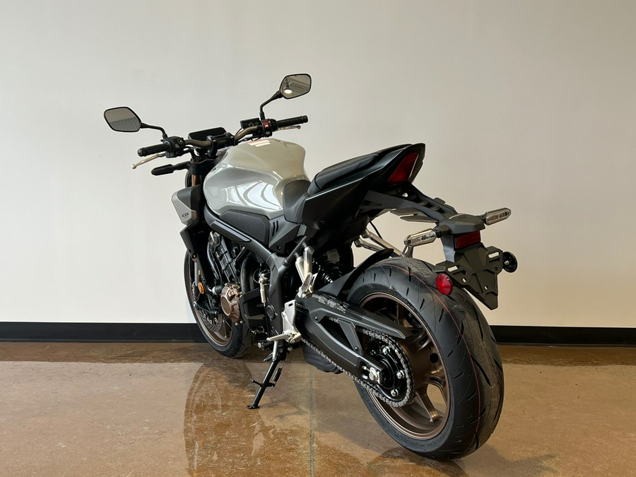 2025 Honda CB650R E-Clutch