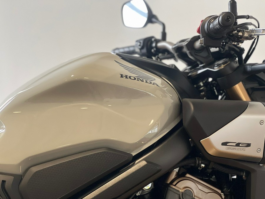 2025 Honda CB650R E-Clutch