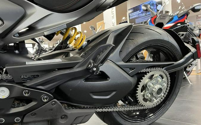 2026 DUCATI XDiavel V4 Black Lava