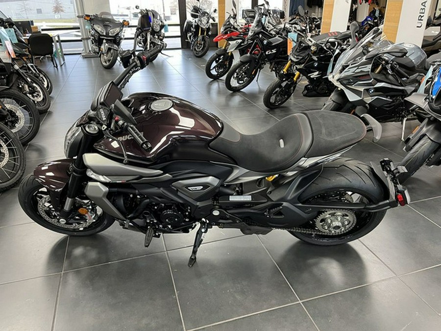 2026 DUCATI XDiavel V4 Black Lava