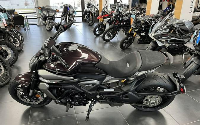 2026 DUCATI XDiavel V4 Black Lava