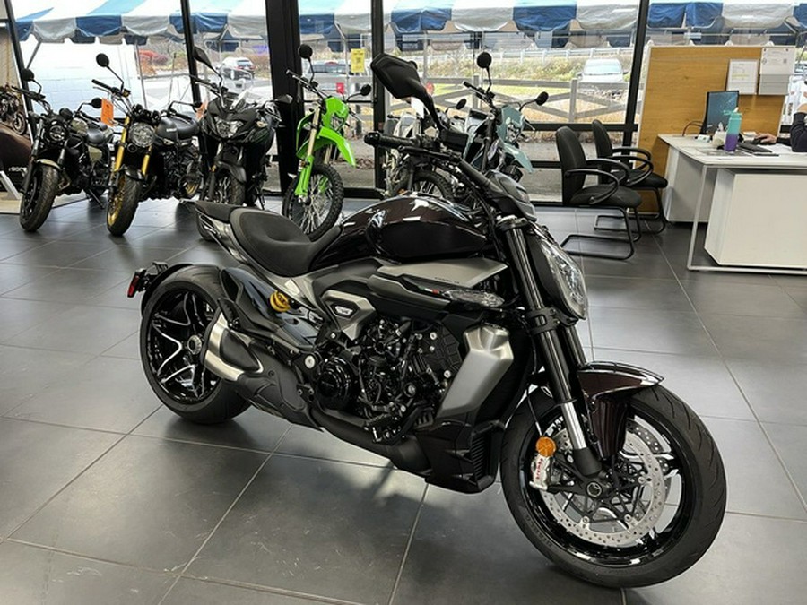 2026 DUCATI XDiavel V4 Black Lava