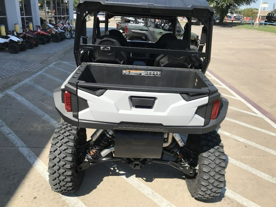 2026 Polaris® General XP 4 1000 Sport