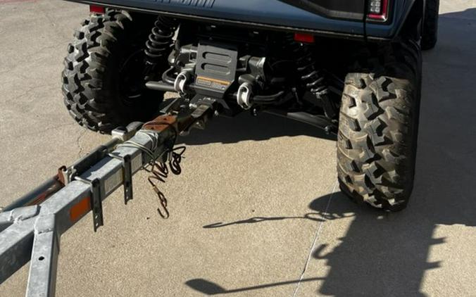 2026 Can-Am Defender XT CAB HD11