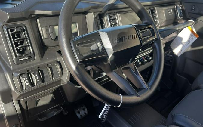 2026 Can-Am Defender XT CAB HD11