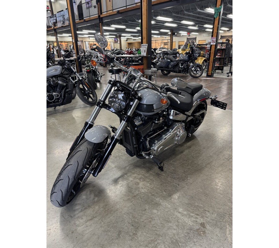 2024 Harley-Davidson Breakout 117