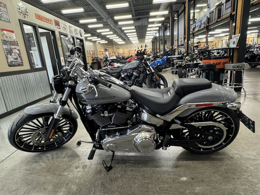 2024 Harley-Davidson Breakout 117