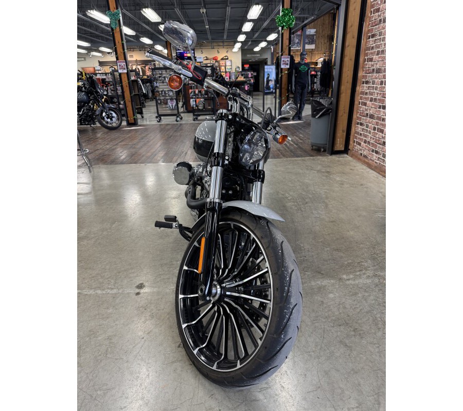 2024 Harley-Davidson Breakout 117