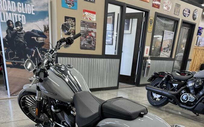 2024 Harley-Davidson Breakout 117