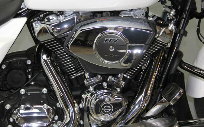 2024 Harley-Davidson® Road Glide® White Onyx Pearl