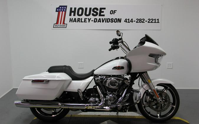 2024 Harley-Davidson® Road Glide® White Onyx Pearl