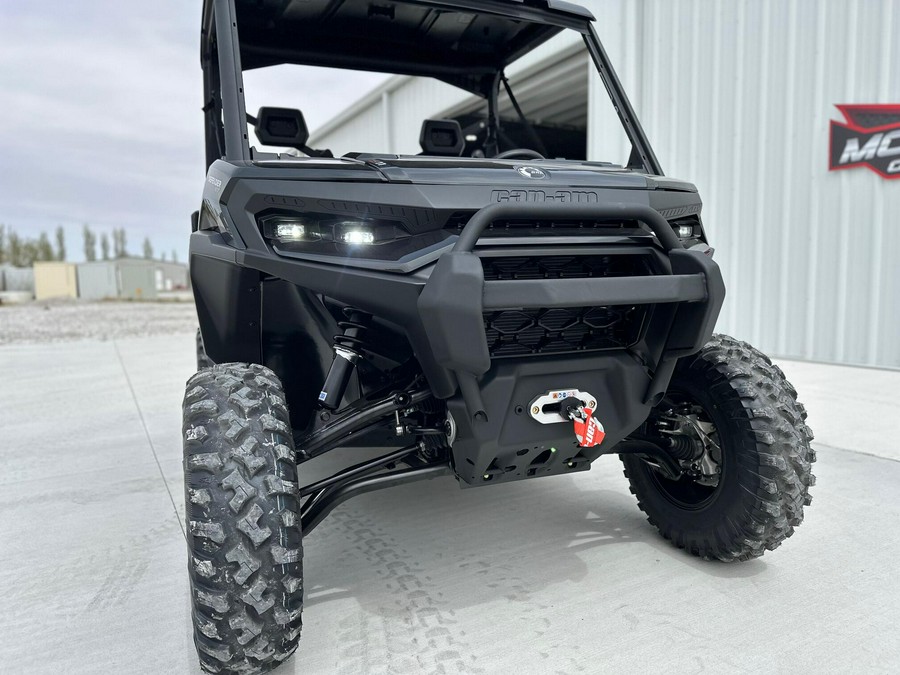 2026 Can-Am Defender XT HD11