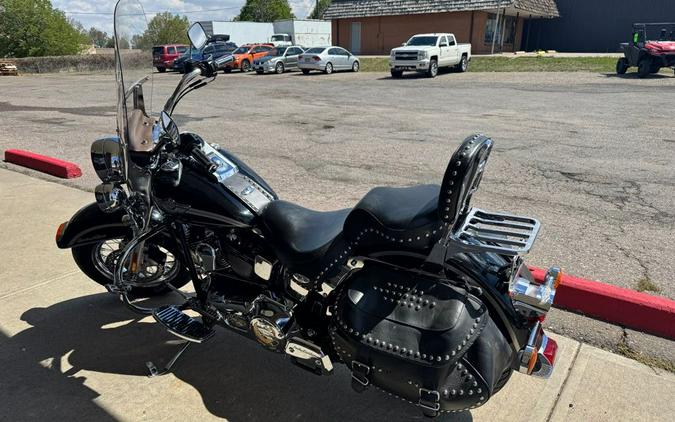 2003 Heritage Softail Classic FLSTC - Harley-Davidson®