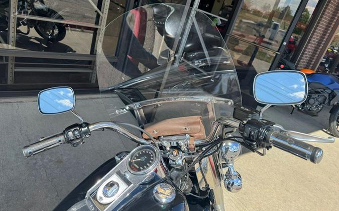 2003 Heritage Softail Classic FLSTC - Harley-Davidson®
