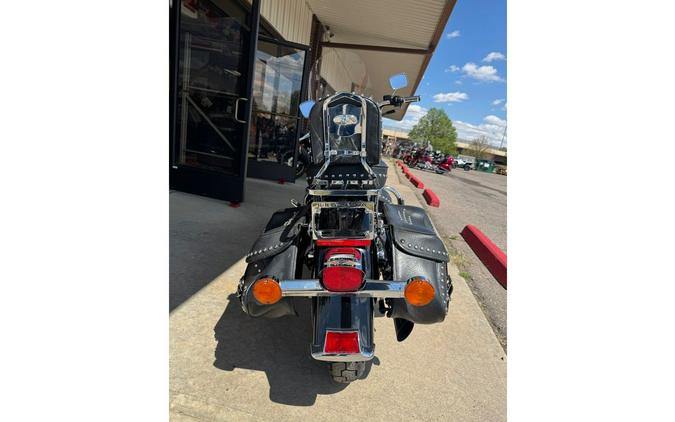 2003 Heritage Softail Classic FLSTC - Harley-Davidson®