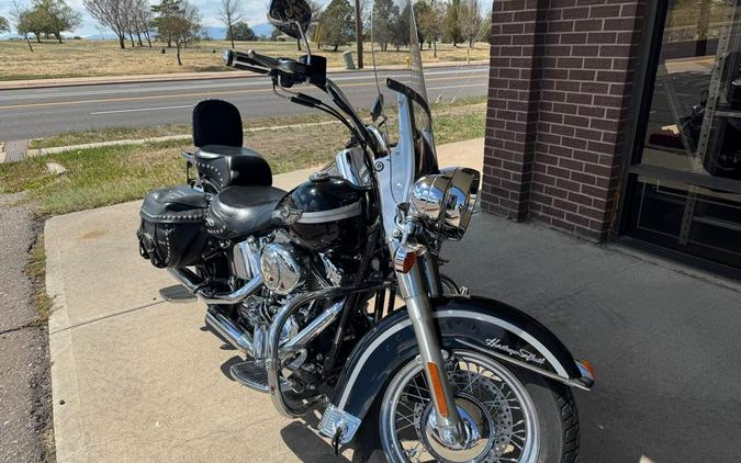 2003 Heritage Softail Classic FLSTC - Harley-Davidson®
