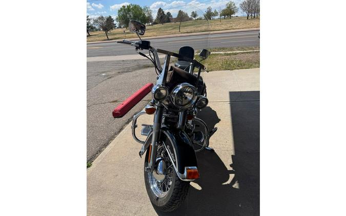 2003 Heritage Softail Classic FLSTC - Harley-Davidson®