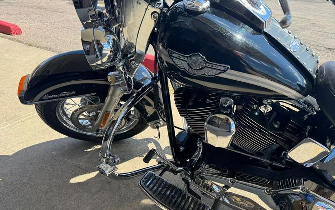 2003 Heritage Softail Classic FLSTC - Harley-Davidson®